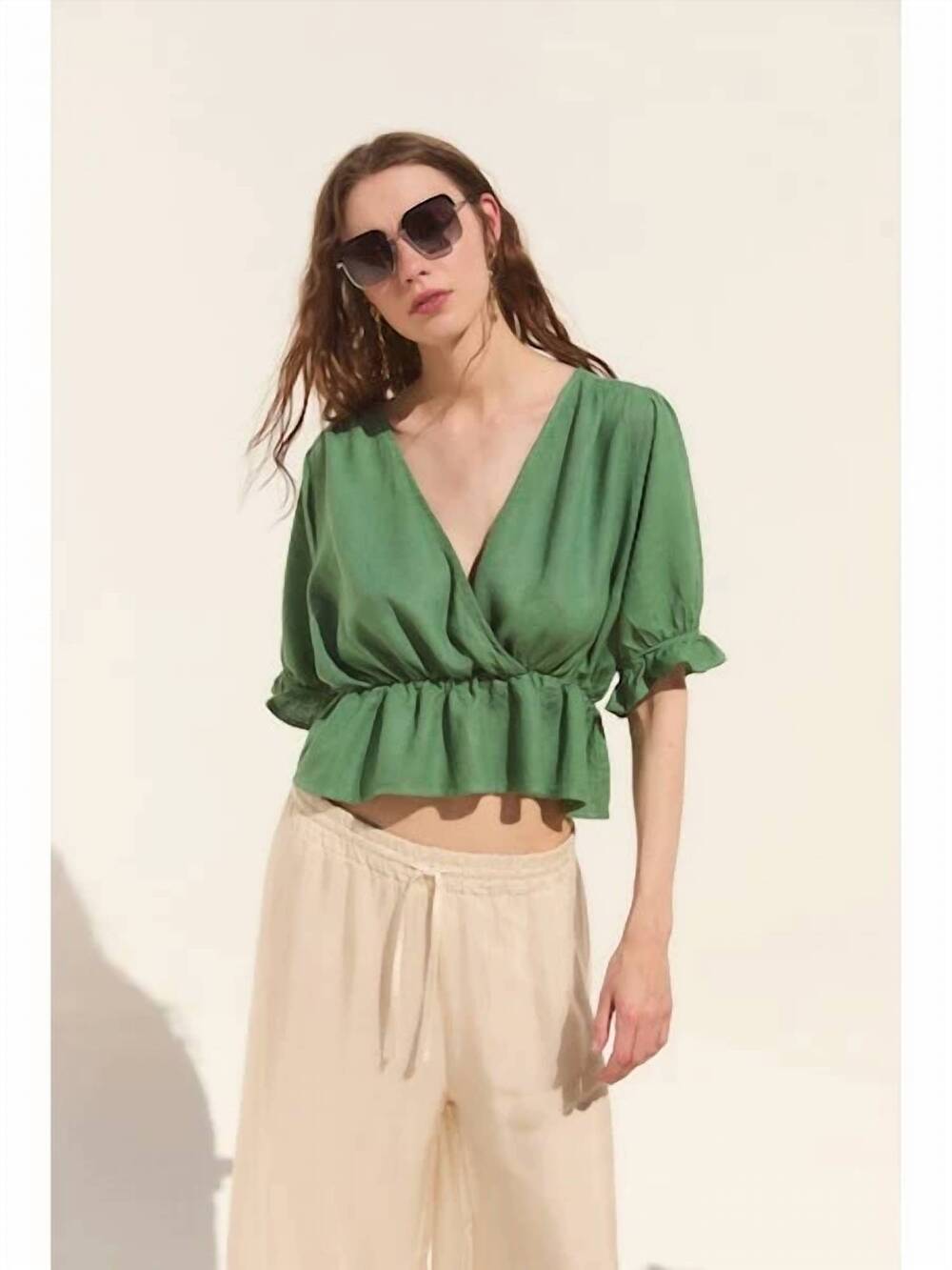 NEW DELUC felice v-neck top in green